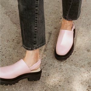 Poppy Barley pink lug mule